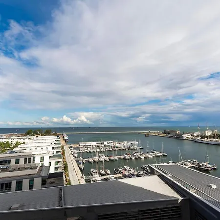 Apartment Vacationclub - Sea Towers Apartament 73 Gdynia